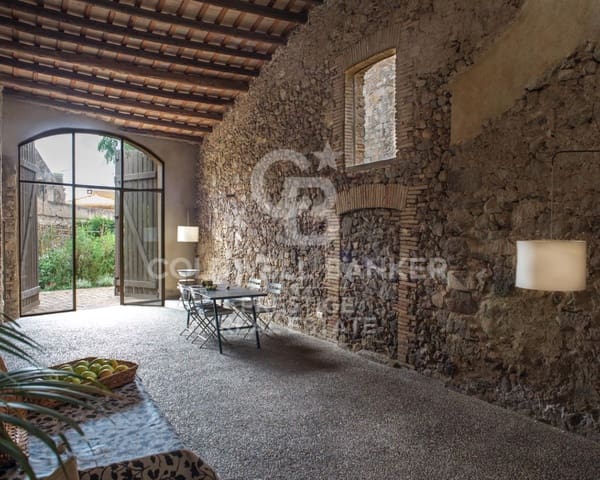 6 chambre Finca/Maison de Campagne à vendre à Vilamacolum - 1 590 000 € (Ref: 9644656)