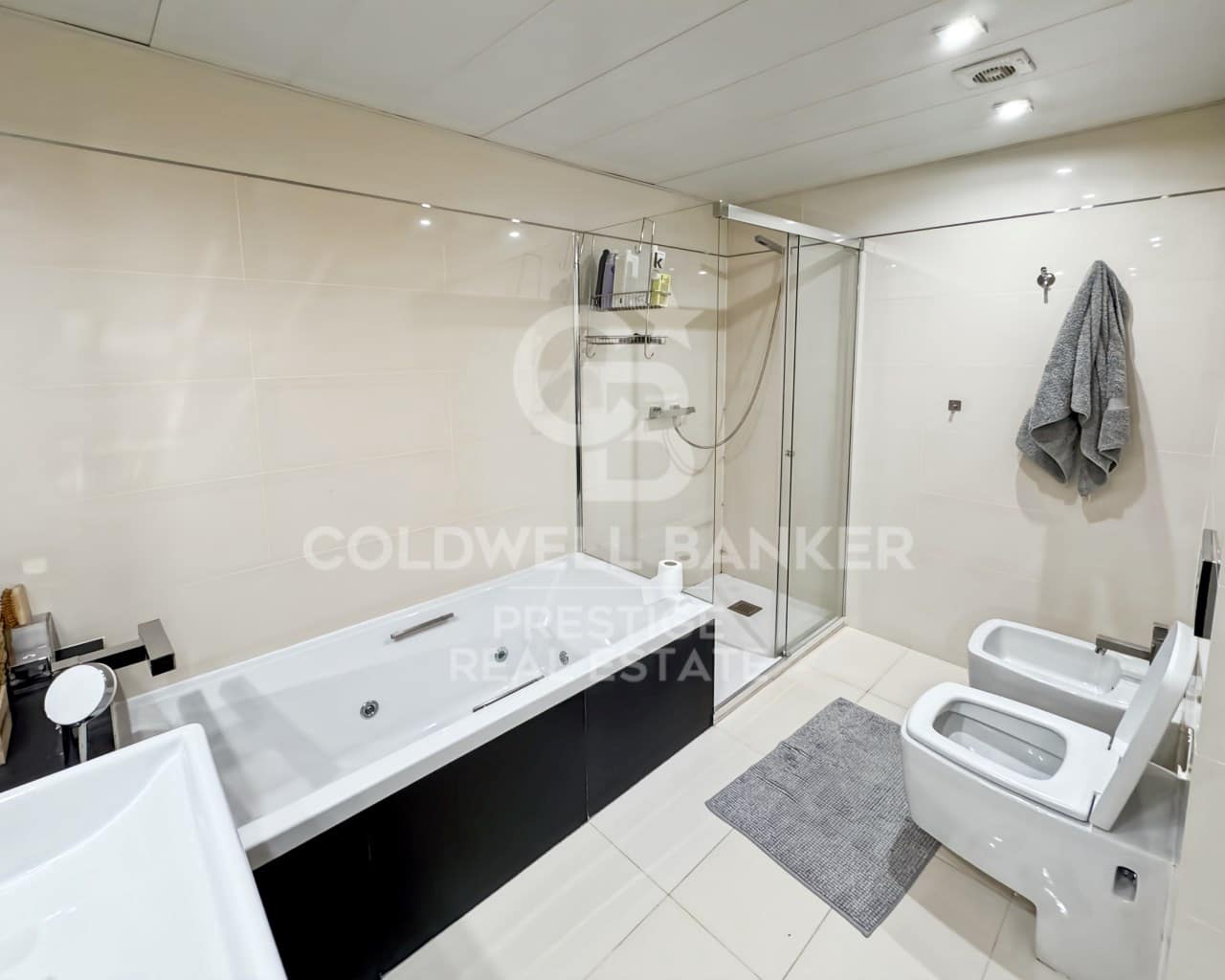 3 quarto Apartamento para venda em Barcelona cidade com piscina - 1 690 000 € (Ref: 9648241)