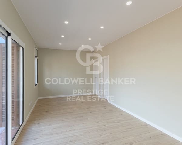 3 slaapkamer Flat te koop in Hostafrancs, Barcelona stad - € 435.000 (Ref: 9648243)