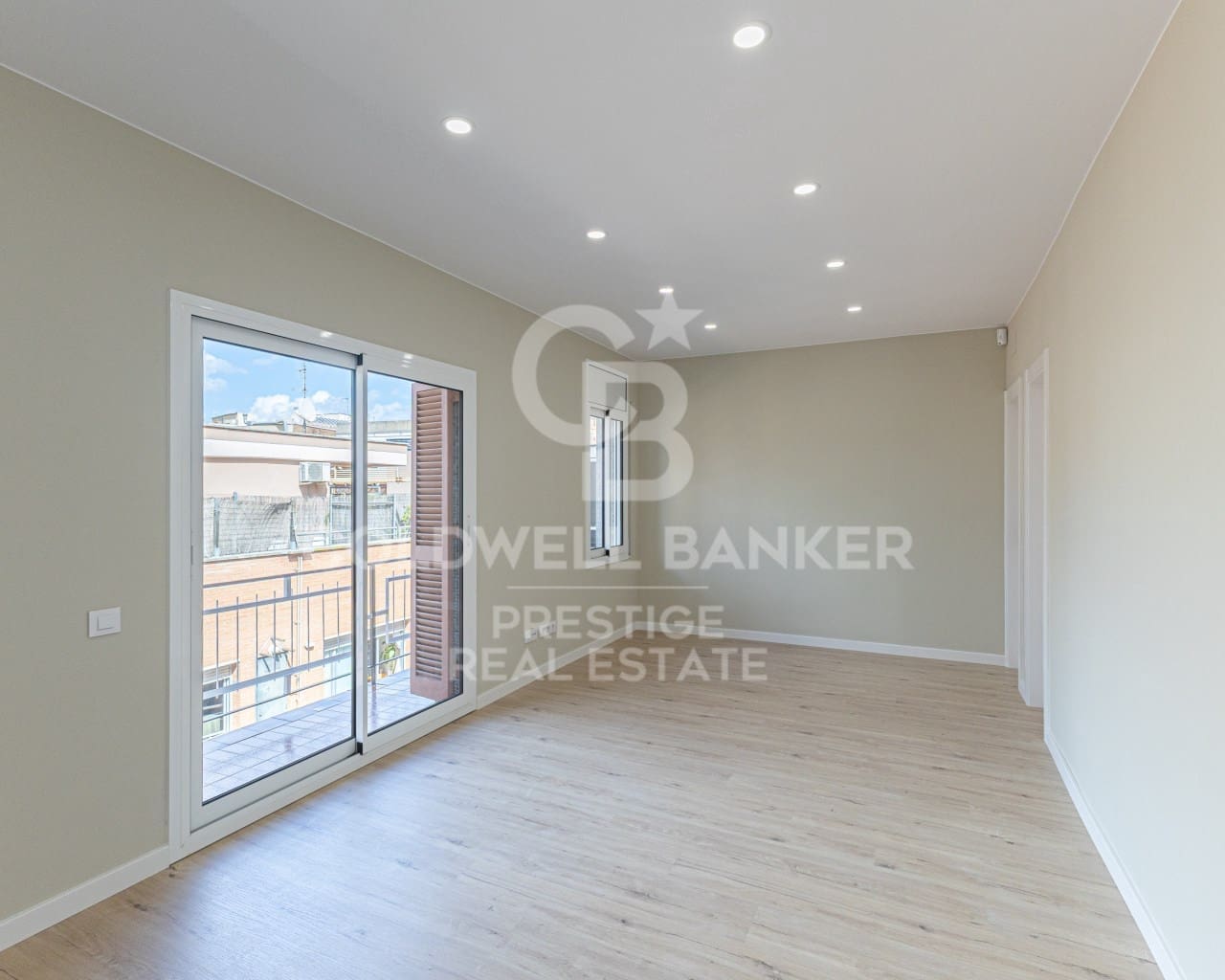 3 slaapkamer Flat te koop in Barcelona stad - € 435.000 (Ref: 9648243)