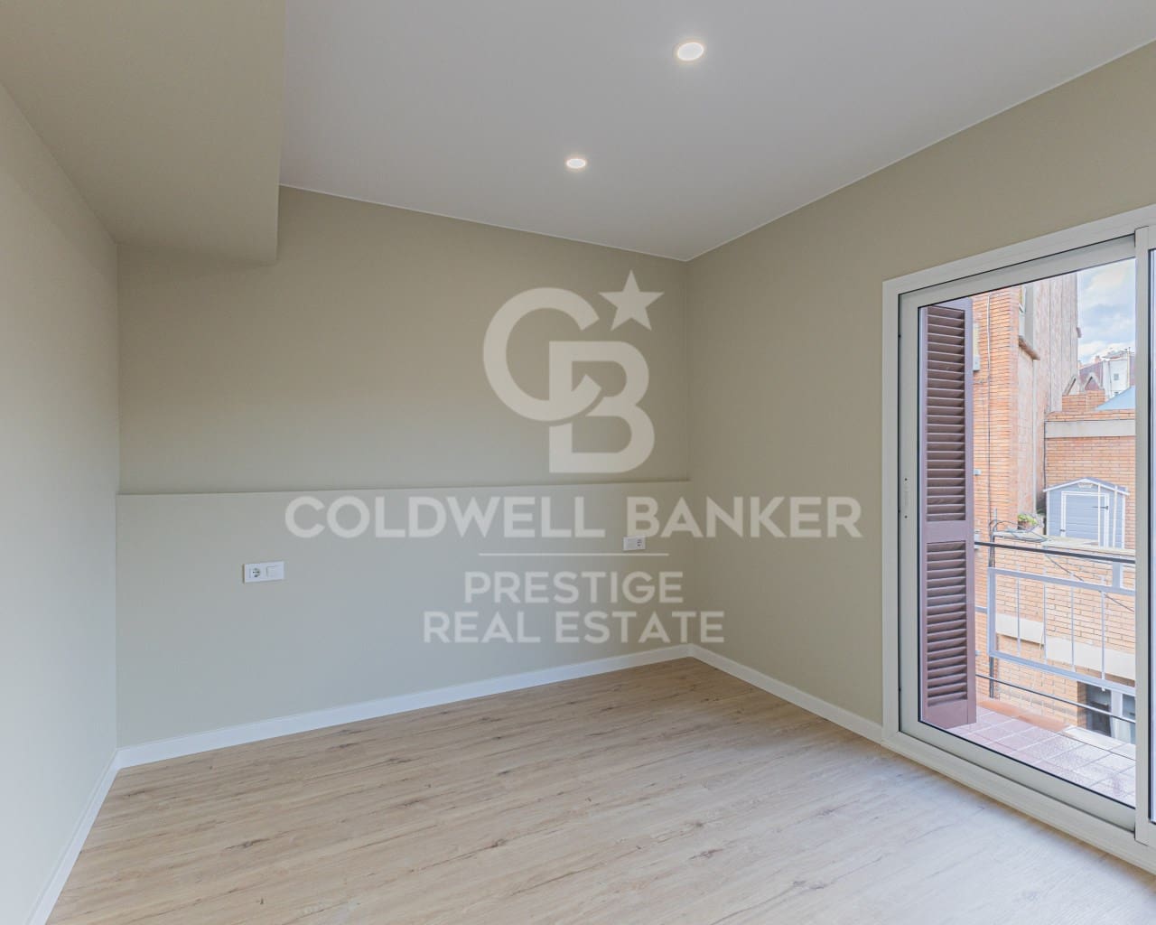 3 slaapkamer Flat te koop in Barcelona stad - € 435.000 (Ref: 9648243)