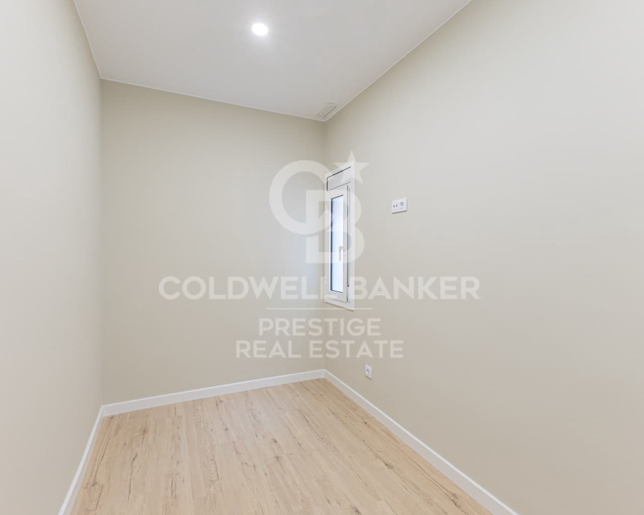 3 slaapkamer Flat te koop in Barcelona stad - € 435.000 (Ref: 9648243)