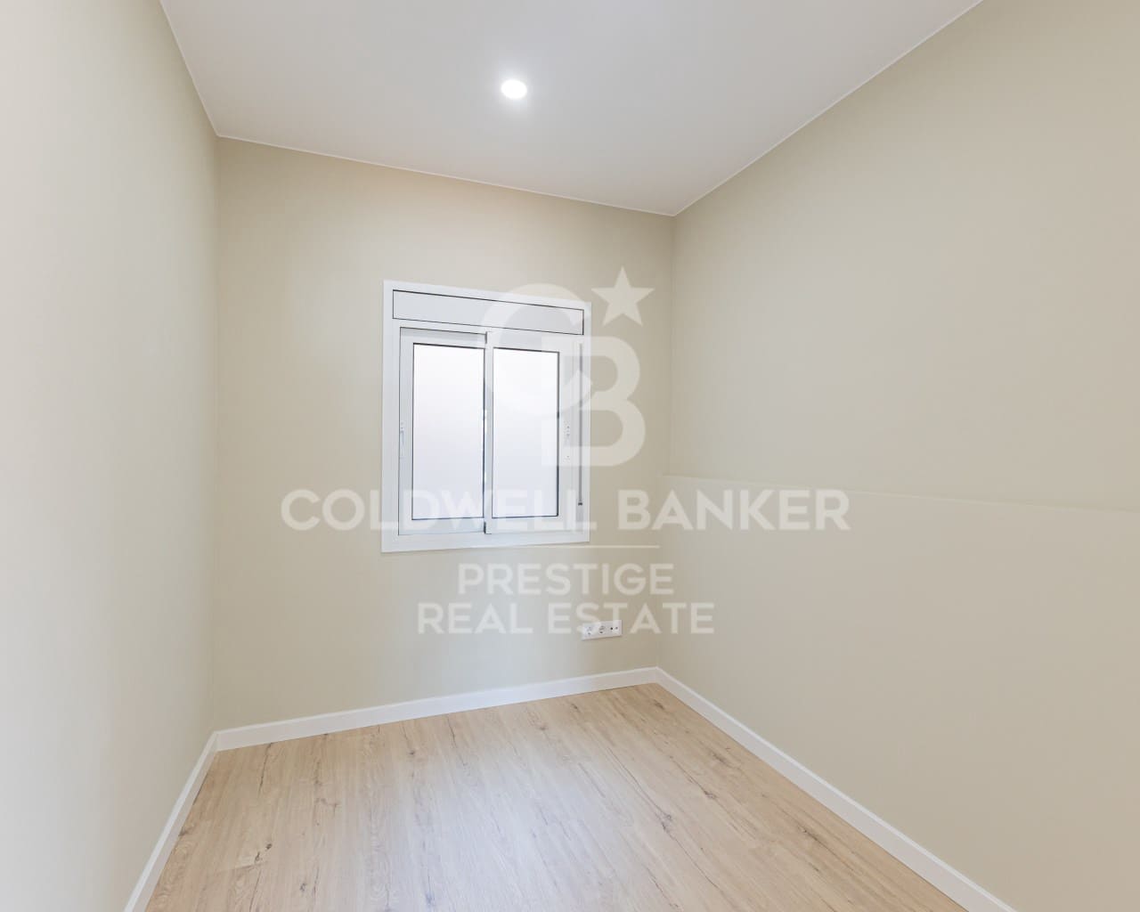 3 slaapkamer Flat te koop in Barcelona stad - € 435.000 (Ref: 9648243)