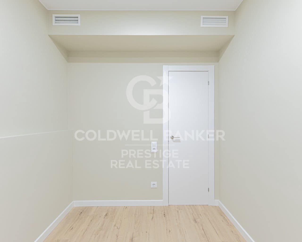 3 slaapkamer Flat te koop in Barcelona stad - € 435.000 (Ref: 9648243)