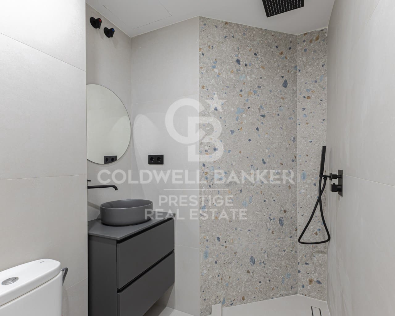 3 slaapkamer Flat te koop in Barcelona stad - € 435.000 (Ref: 9648243)