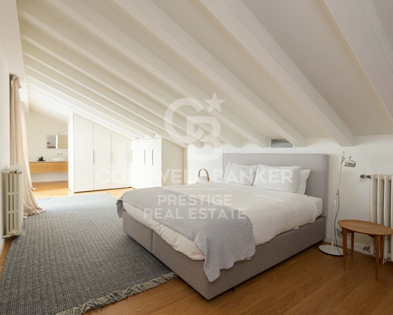 4 sypialnia Penthouse do wynajęcia w Miasto Barcelona z basenem - 18 000 € (Ref: 9648246)