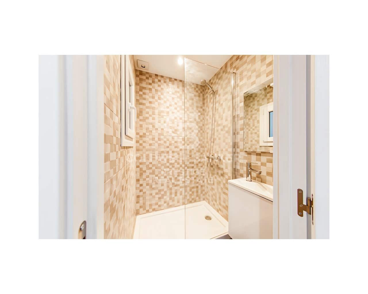 5 Zimmer Wohnung zu verkaufen in Barcelona Stadt - 875.000 € (Ref: 9659297)