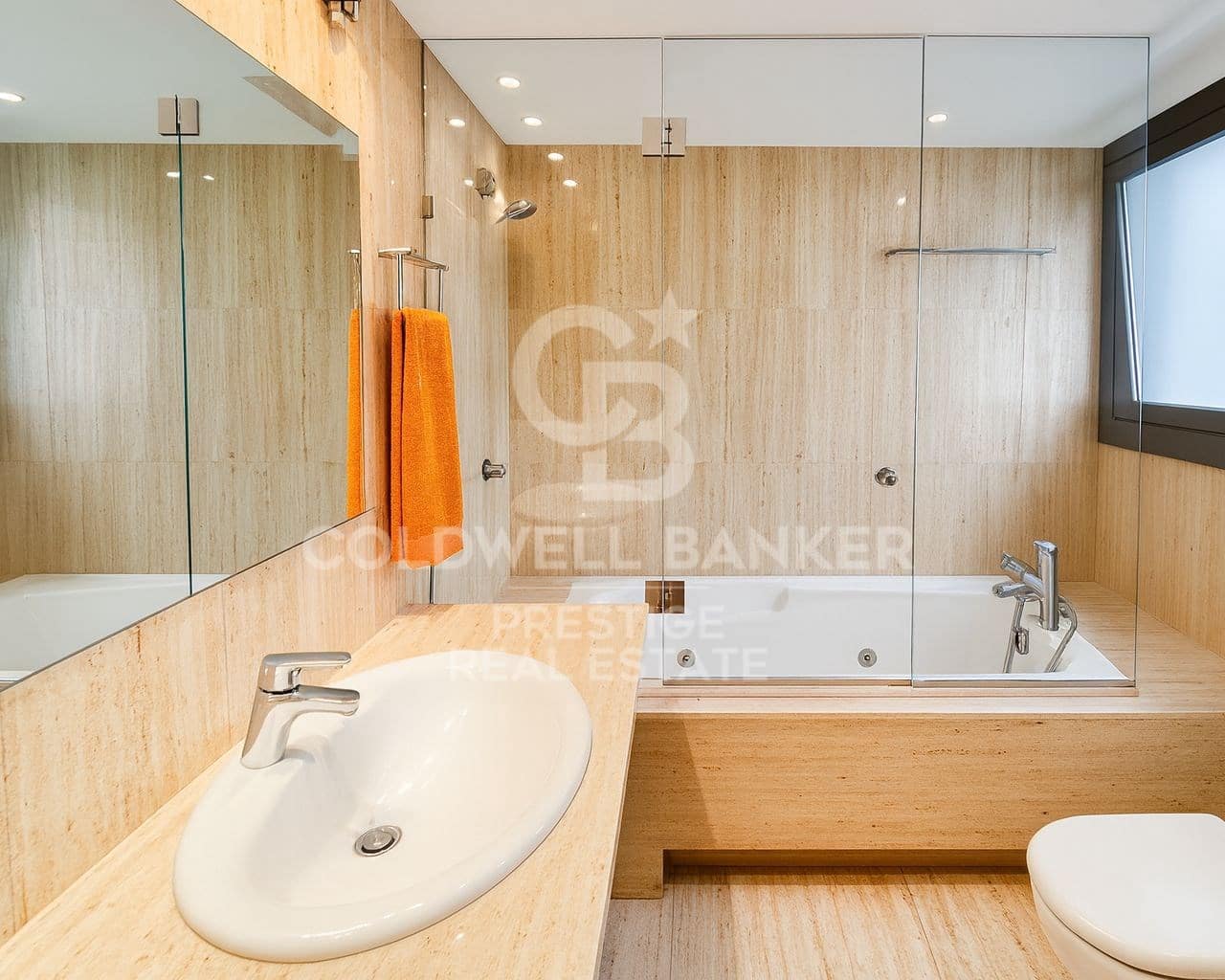 2 bedroom Penthouse for sale in Barcelona city - € 1,195,000 (Ref: 9659298)
