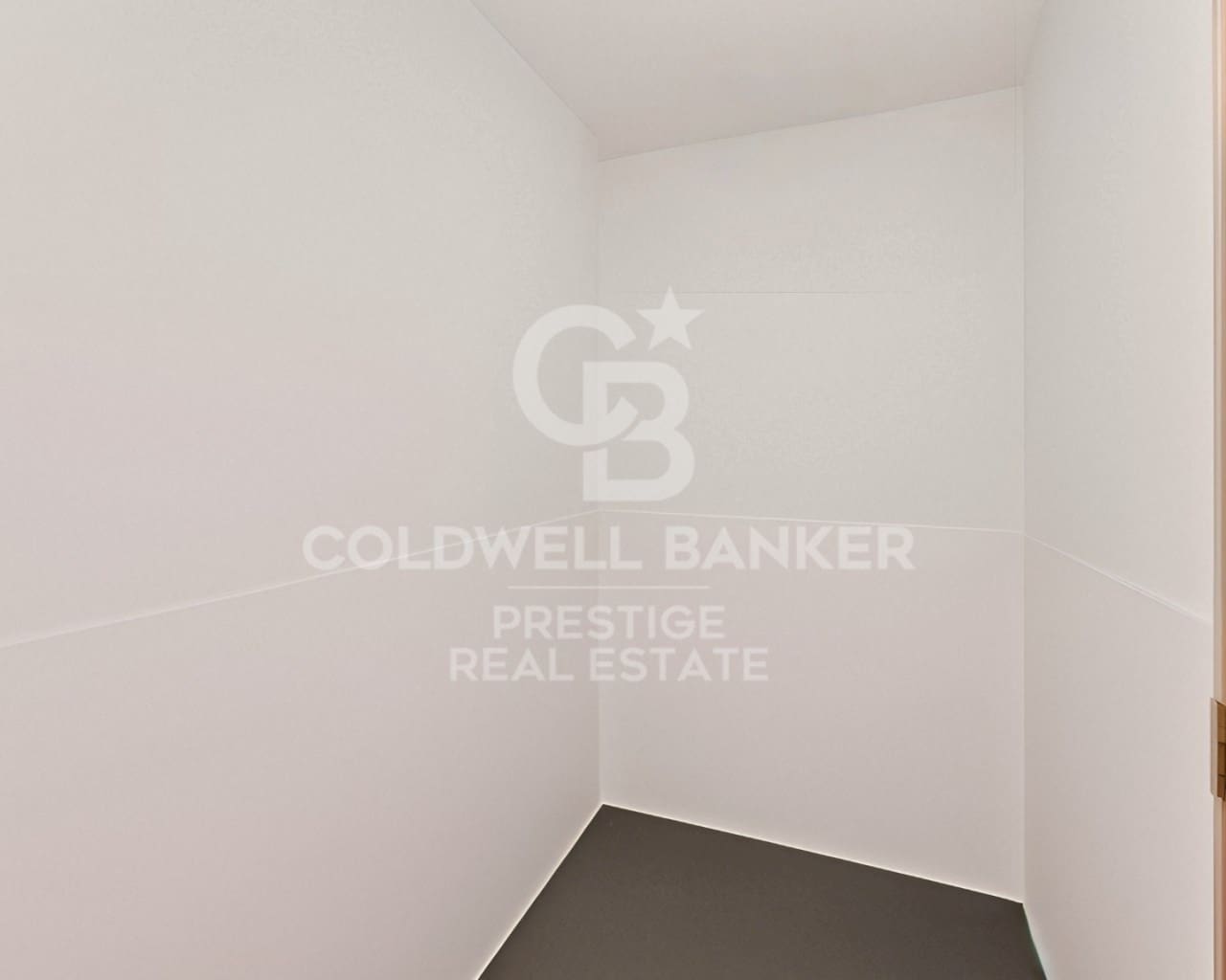 4 sypialnia Mieszkanie na sprzedaż w Miasto Barcelona z garażem - 890 000 € (Ref: 9666336)