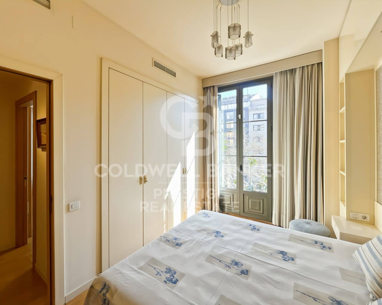 4 sypialnia Mieszkanie na sprzedaż w Miasto Barcelona z garażem - 890 000 € (Ref: 9666336)