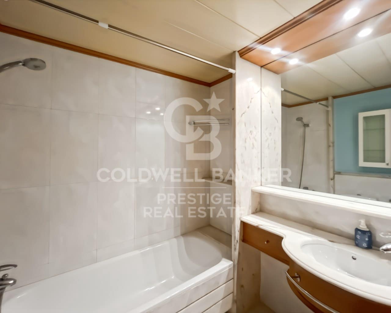 4 sypialnia Mieszkanie na sprzedaż w Miasto Barcelona z garażem - 890 000 € (Ref: 9666336)