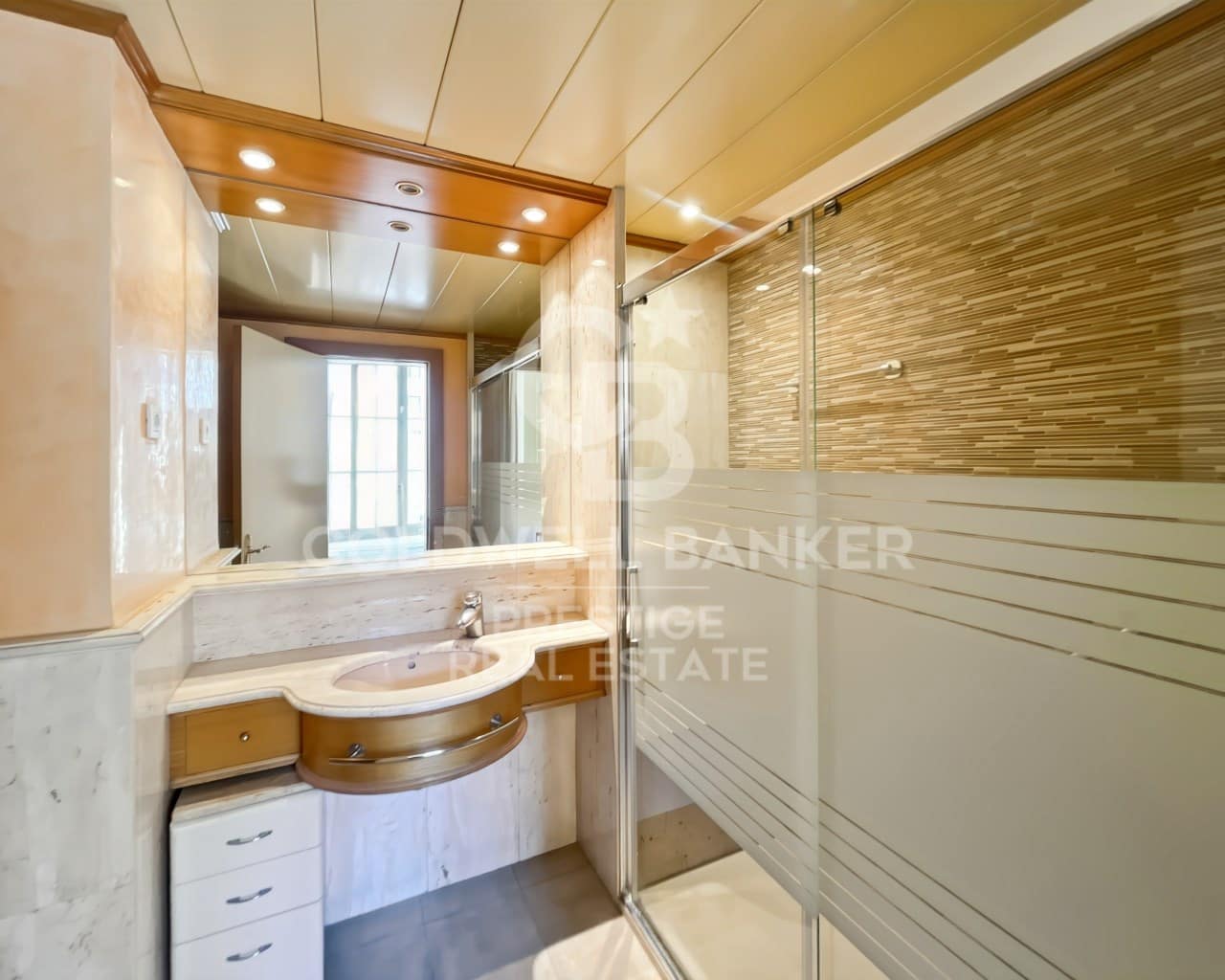 4 sypialnia Mieszkanie na sprzedaż w Miasto Barcelona z garażem - 890 000 € (Ref: 9666336)