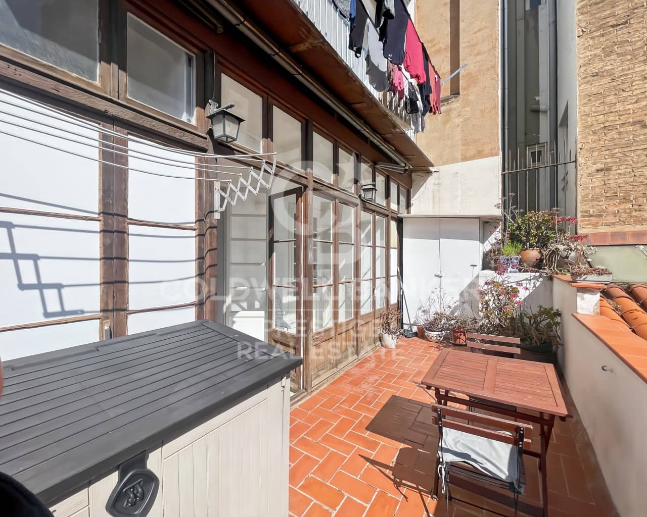 Ático de 5 habitaciones en Barcelona ciudad en venta - 750.000 € (Ref: 9666337)