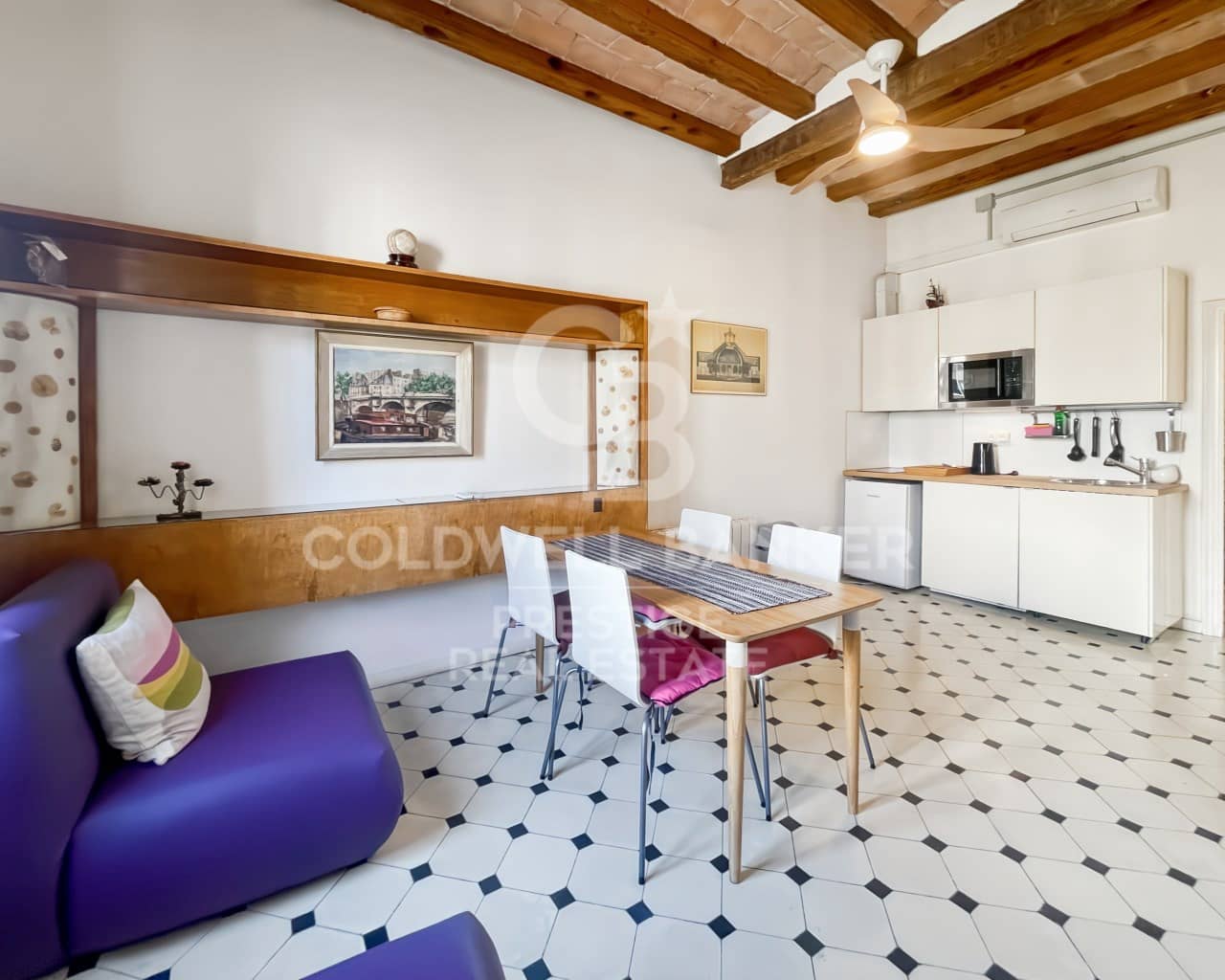 Ático de 5 habitaciones en Barcelona ciudad en venta - 750.000 € (Ref: 9666337)