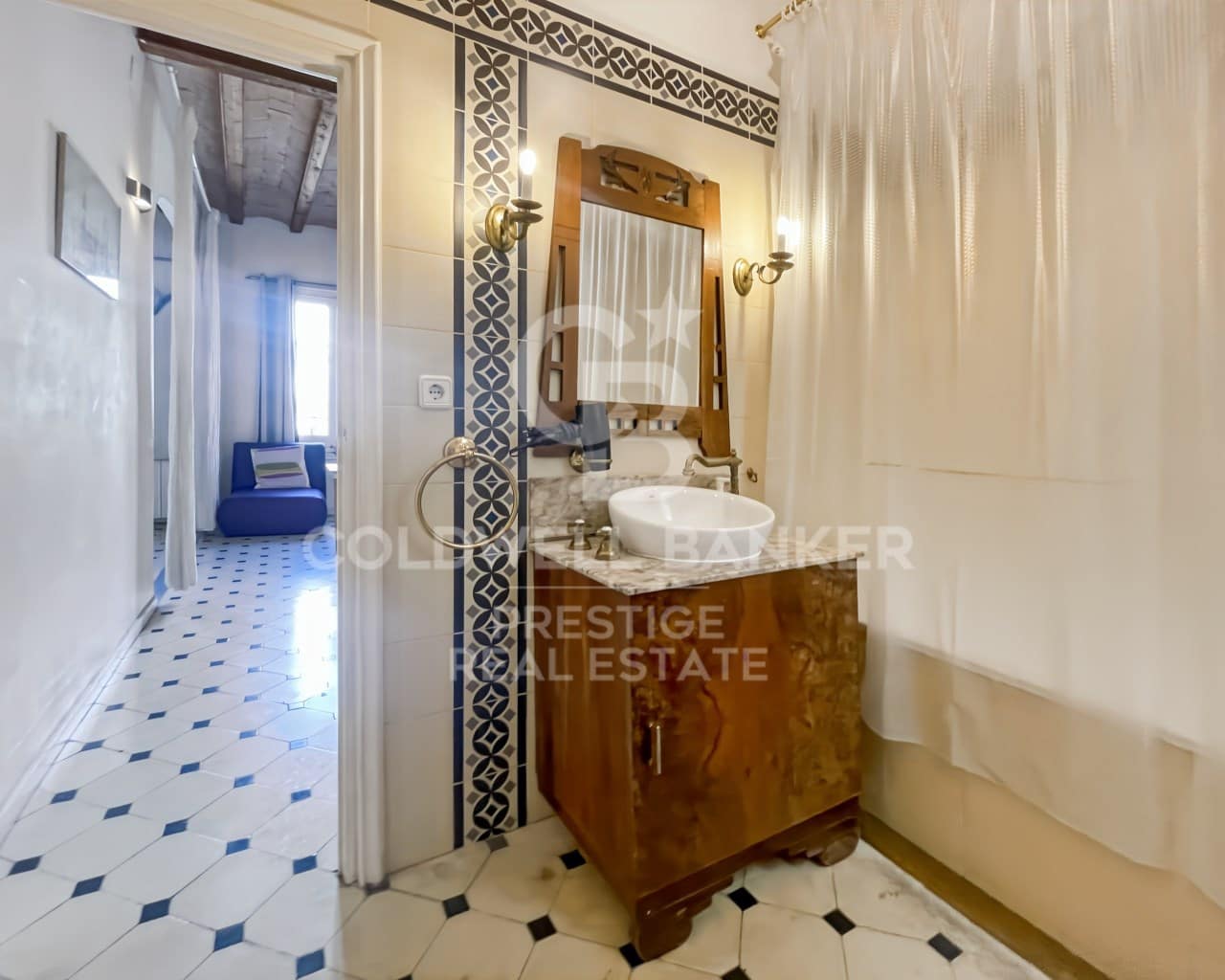 Ático de 5 habitaciones en Barcelona ciudad en venta - 750.000 € (Ref: 9666337)