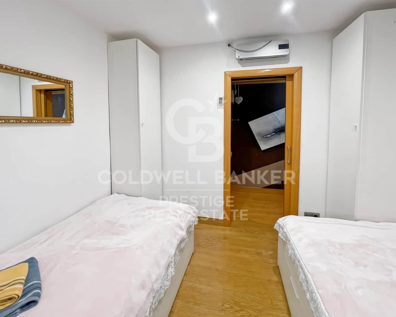 Piso de 2 habitaciones en Sant Adrià de Besòs en venta - 239.995 € (Ref: 9674088)