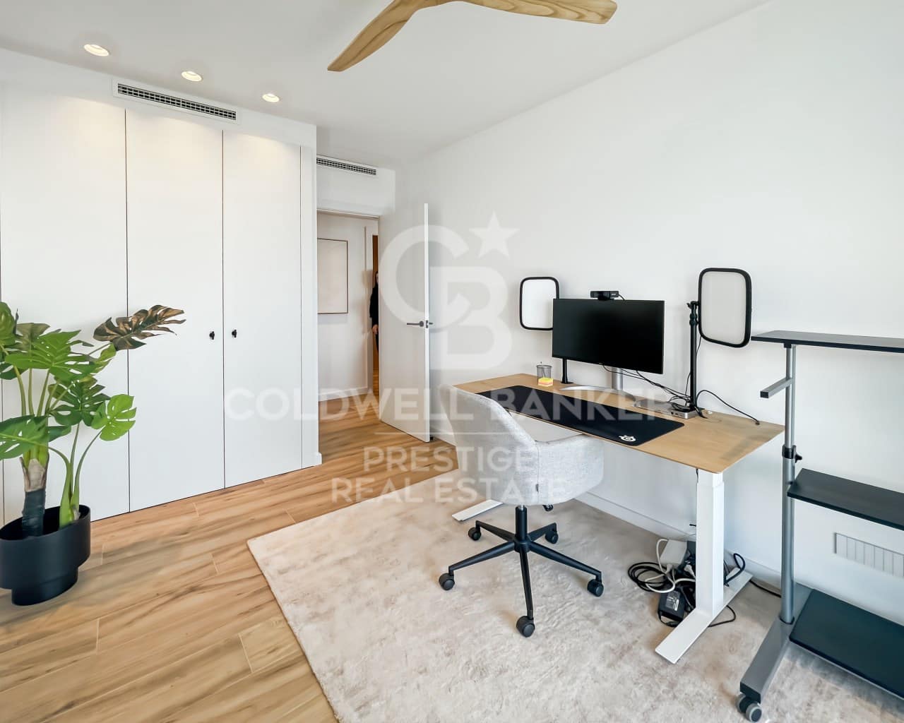 Piso de 2 habitaciones en Barcelona ciudad en venta con piscina garaje - 1.195.000 € (Ref: 9674089)