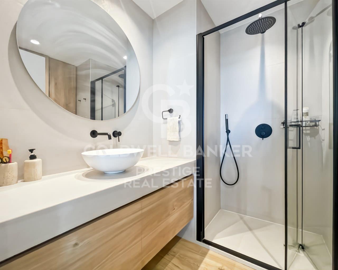 Piso de 2 habitaciones en Barcelona ciudad en venta con piscina garaje - 1.195.000 € (Ref: 9674089)