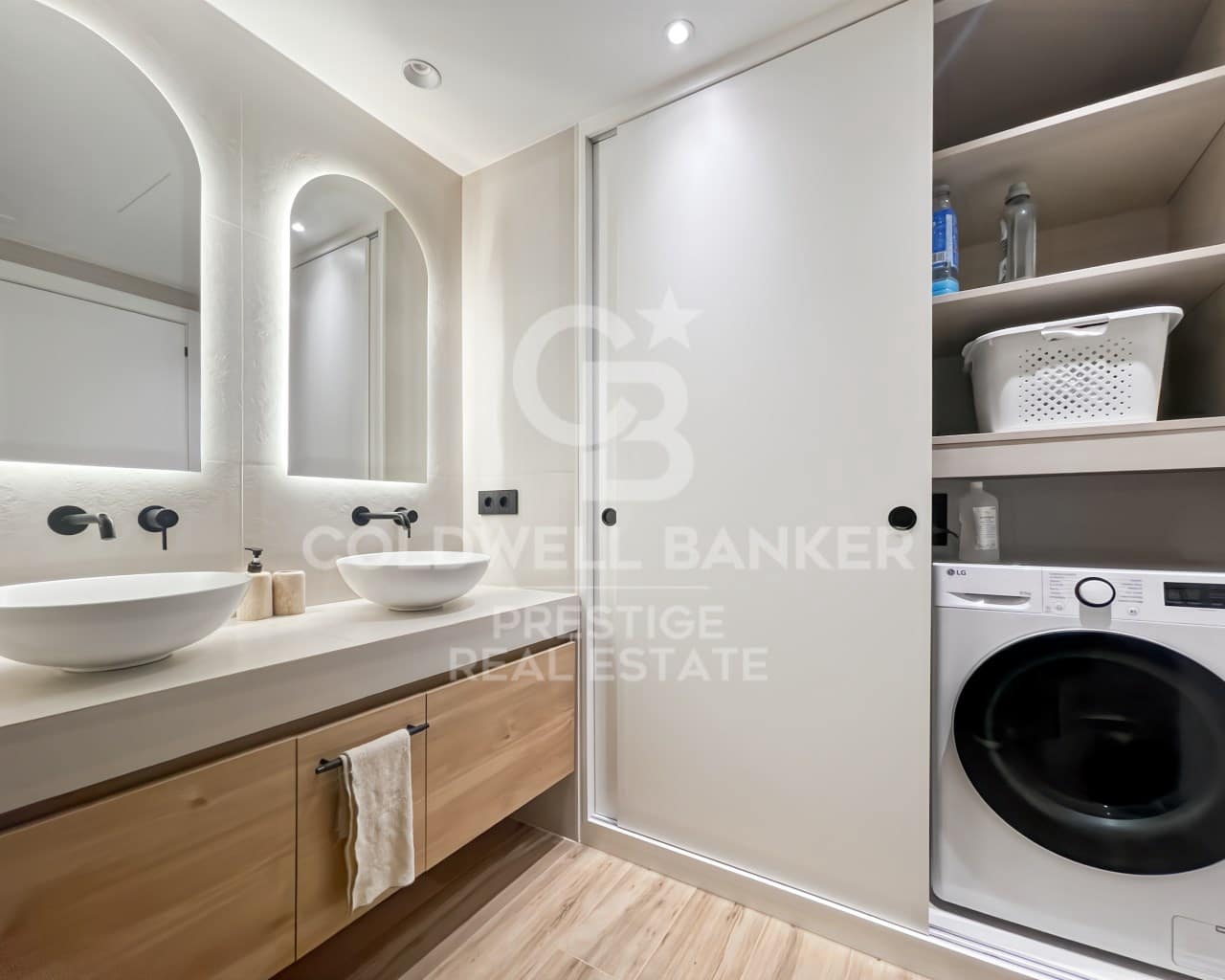 Piso de 2 habitaciones en Barcelona ciudad en venta con piscina garaje - 1.195.000 € (Ref: 9674089)