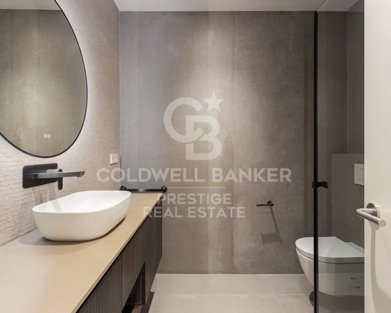 5 bedroom Flat for sale in Barcelona city - € 2,150,000 (Ref: 9690480)