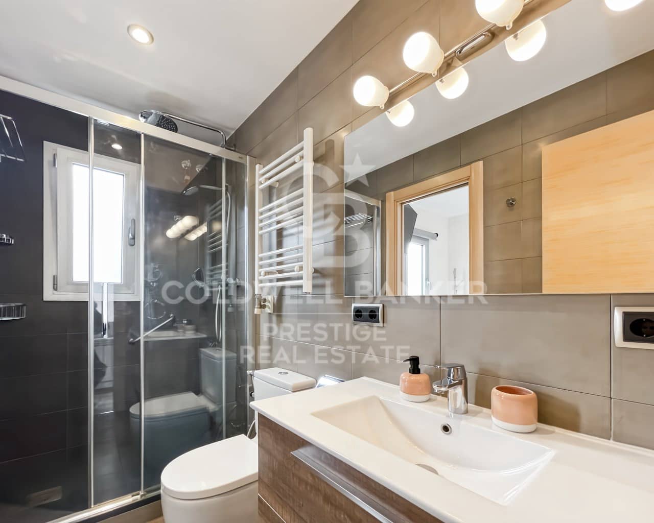 1 soveværelse Penthouse til salg i Barcelona by - € 595.000 (Ref: 9690481)