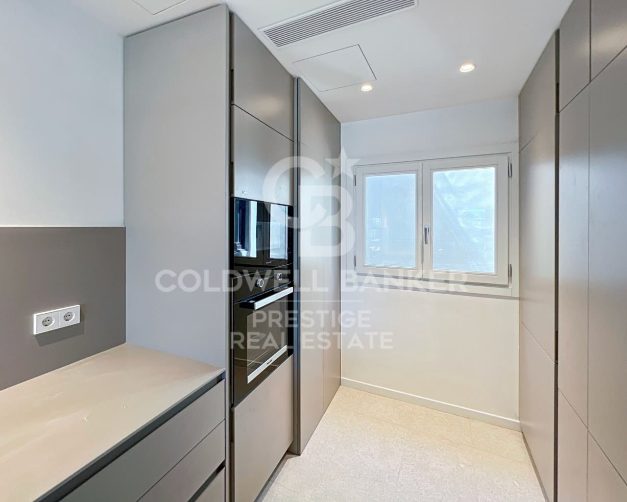 2 bedroom Penthouse for sale in Barcelona city - € 2,150,000 (Ref: 9695245)