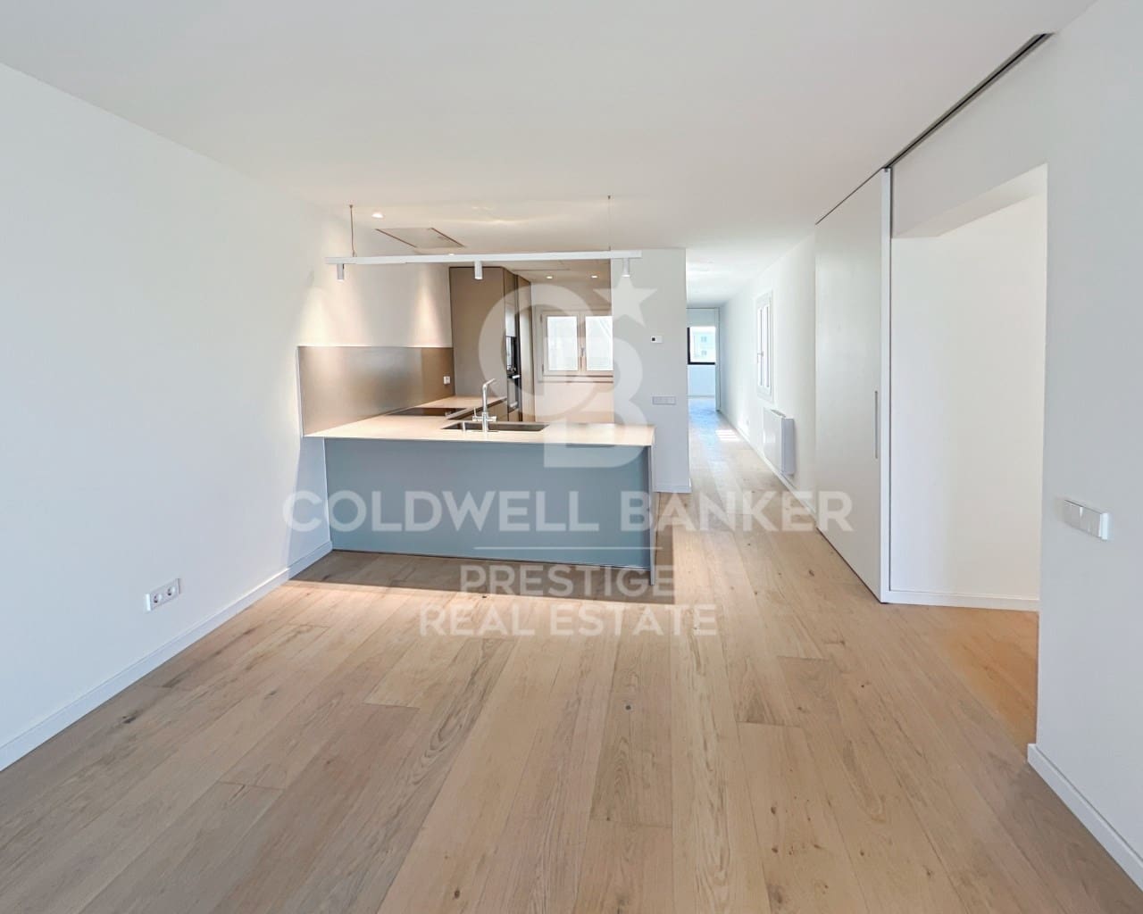 2 bedroom Penthouse for sale in Barcelona city - € 2,150,000 (Ref: 9695245)