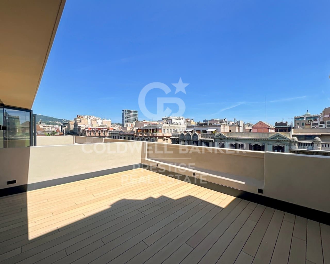 2 bedroom Penthouse for sale in Barcelona city - € 2,150,000 (Ref: 9695245)