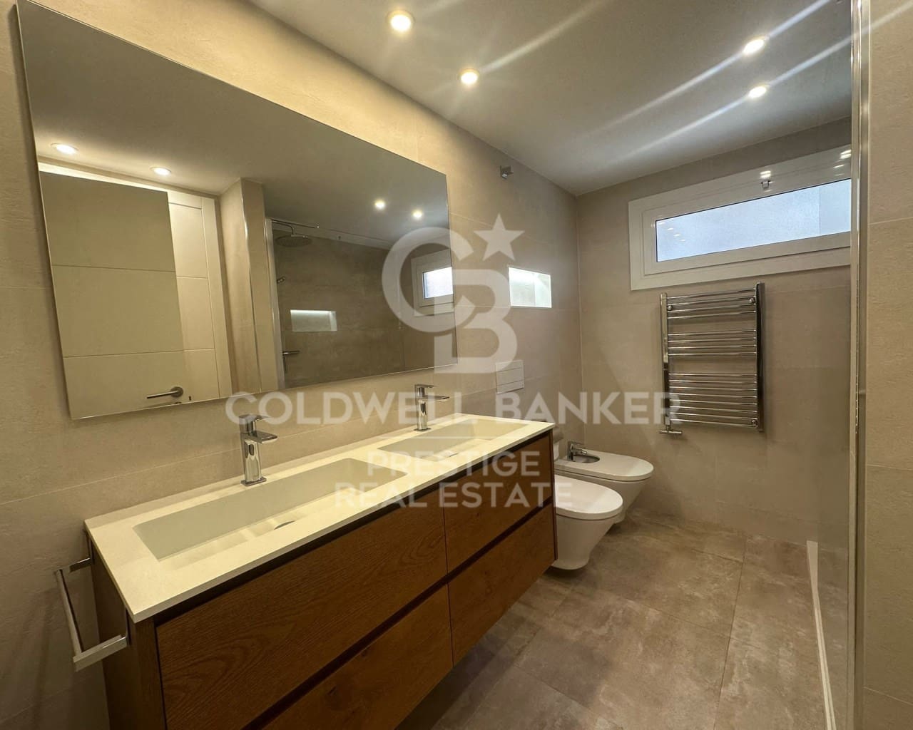 4 bedroom Flat for rent in Barcelona city with garage - € 4,000 (Ref: 9698760)