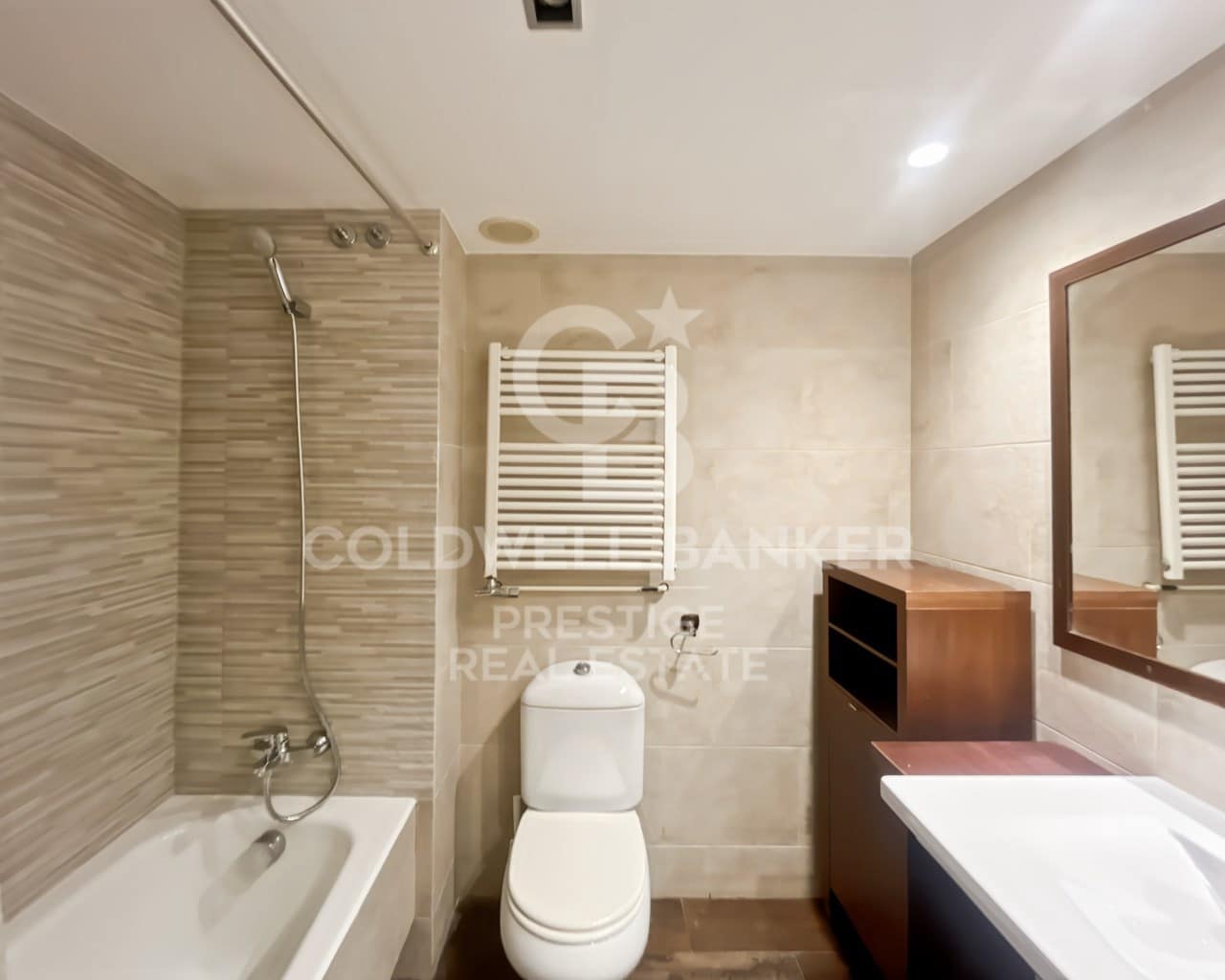 3 bedroom Flat for rent in Esplugues de Llobregat with pool garage - € 3,700 (Ref: 9698761)