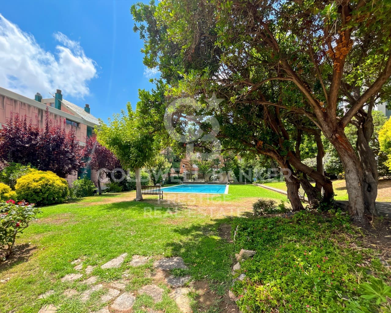 3 bedroom Flat for rent in Esplugues de Llobregat with pool garage - € 3,700 (Ref: 9698761)