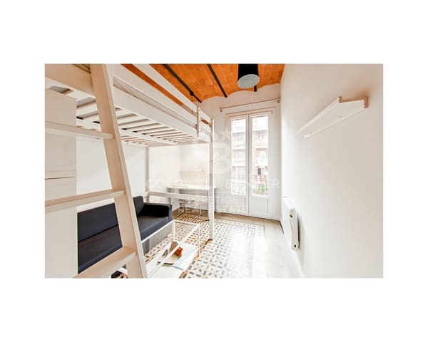 5 bedroom Flat for sale in La Dreta de L'Eixample, Barcelona city - € 815,000 (Ref: 9698762)