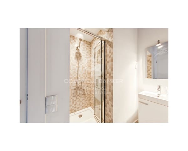 5 bedroom Flat for sale in La Dreta de L'Eixample, Barcelona city - € 815,000 (Ref: 9698762)