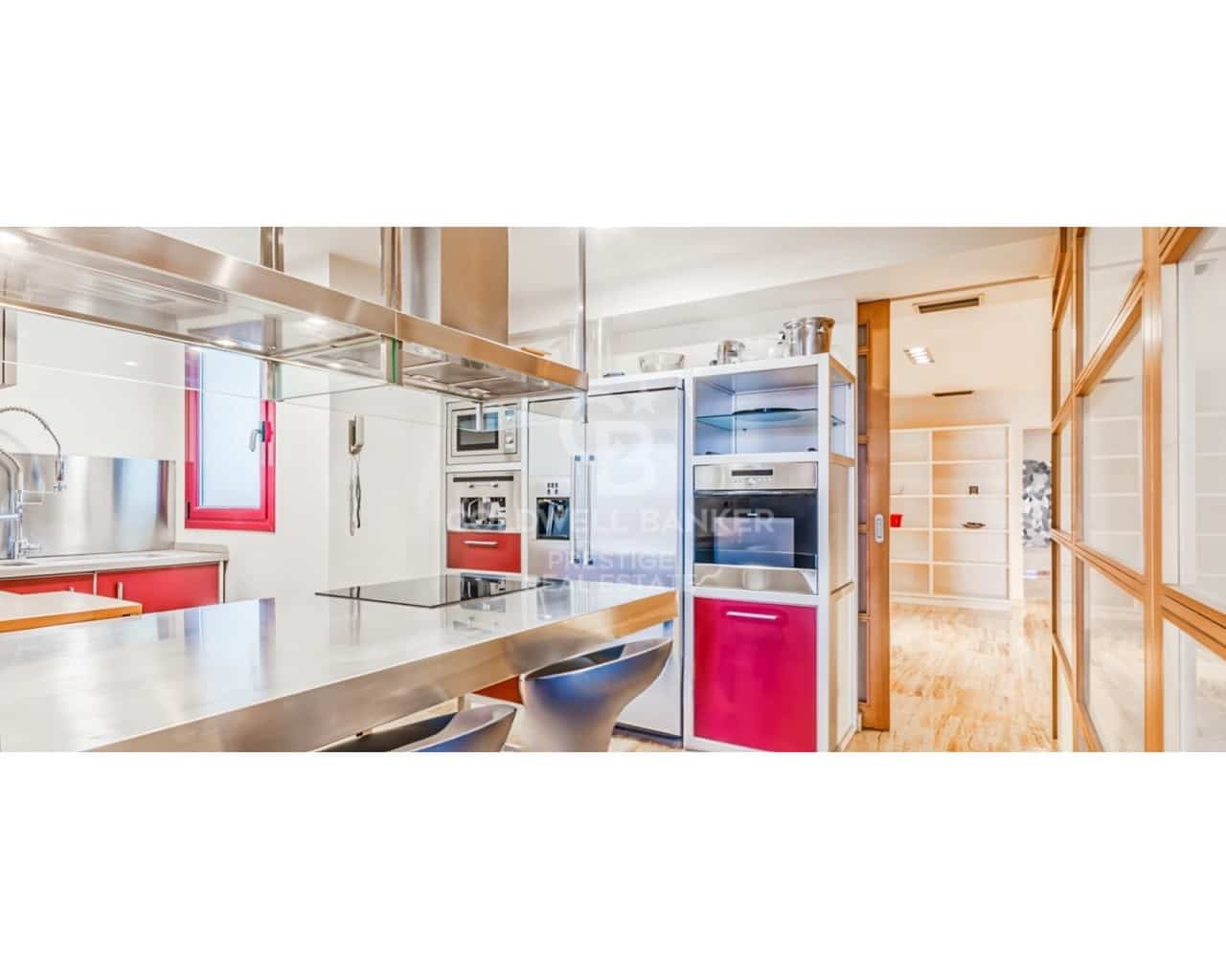 3 bedroom Flat for sale in Barcelona city with garage - € 3,500,000 (Ref: 9711901)