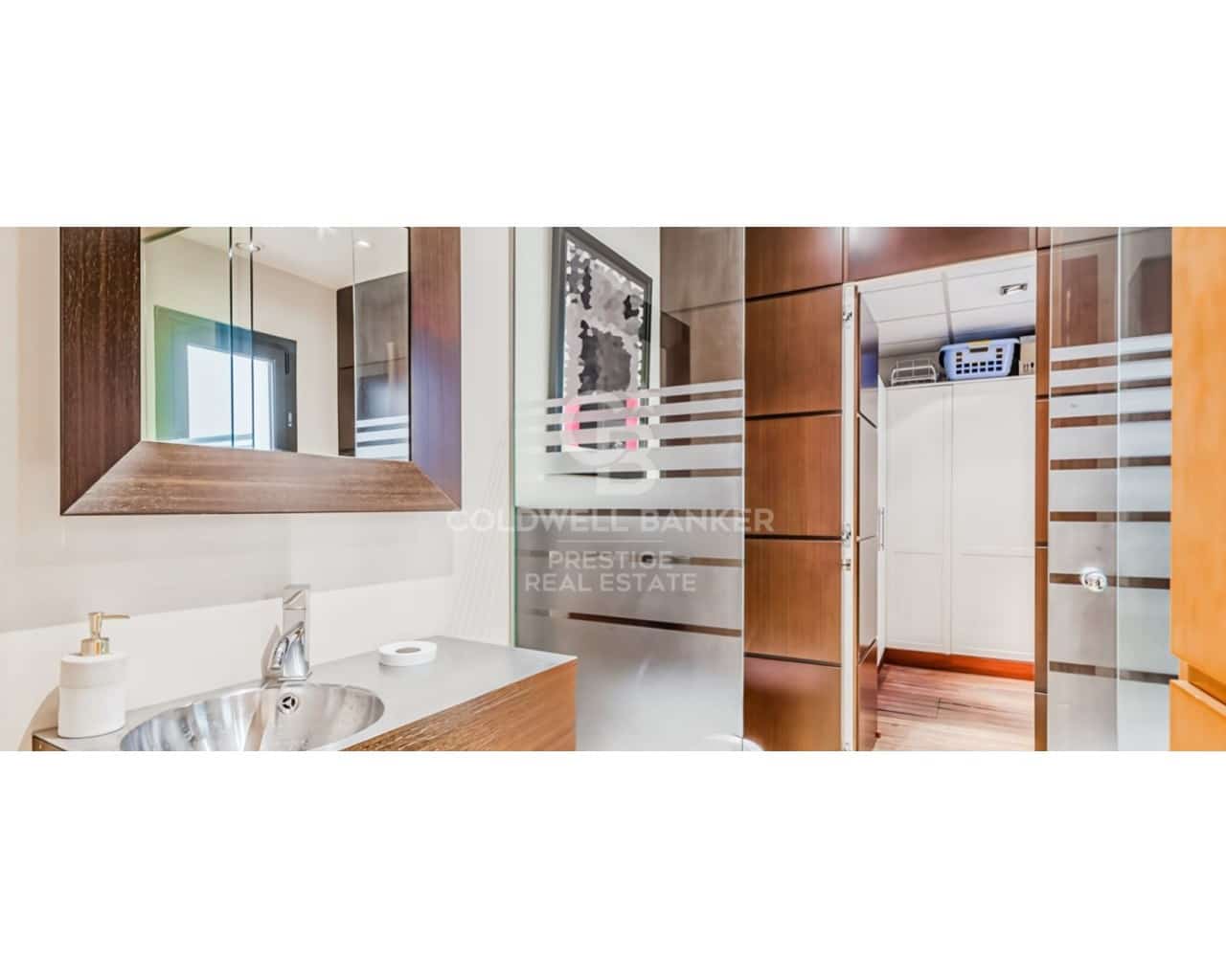 3 bedroom Flat for sale in Barcelona city with garage - € 3,500,000 (Ref: 9711901)