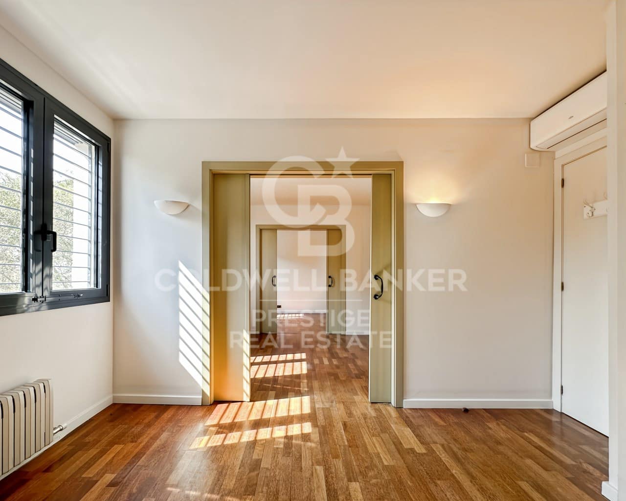 5 bedroom Villa for rent in Barcelona city with garage - € 5,900 (Ref: 9714831)