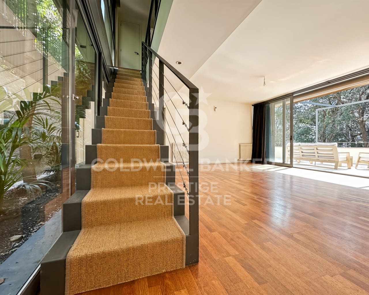 5 bedroom Villa for rent in Barcelona city with garage - € 5,900 (Ref: 9714831)