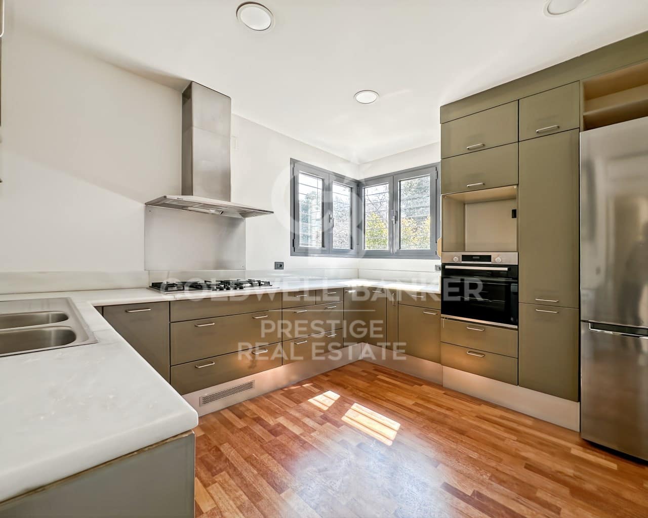 5 bedroom Villa for rent in Barcelona city with garage - € 5,900 (Ref: 9714831)