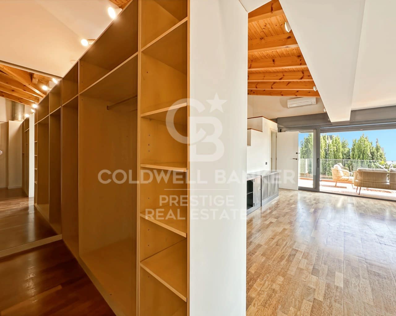 5 bedroom Villa for rent in Barcelona city with garage - € 5,900 (Ref: 9714831)