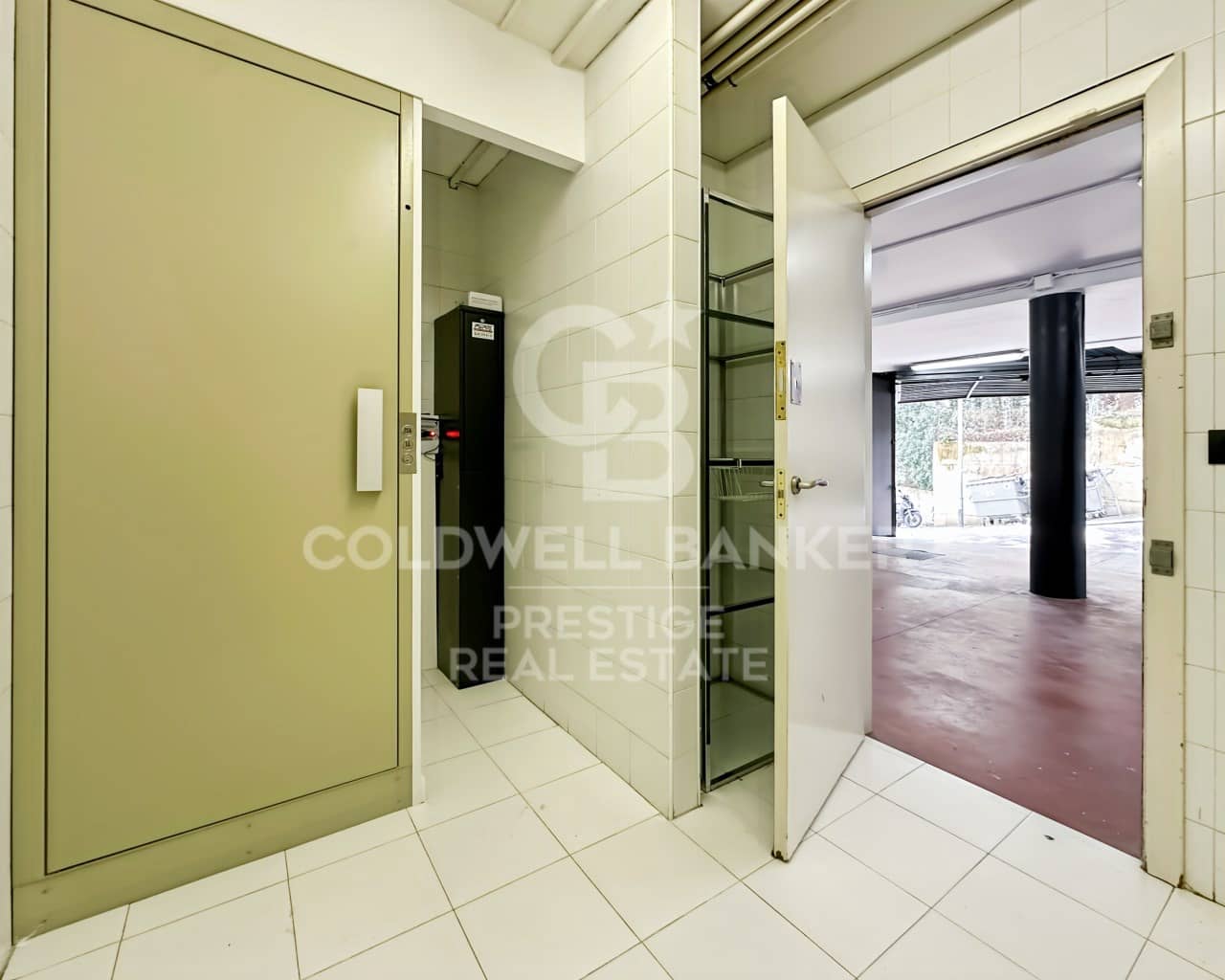 5 bedroom Villa for rent in Barcelona city with garage - € 5,900 (Ref: 9714831)