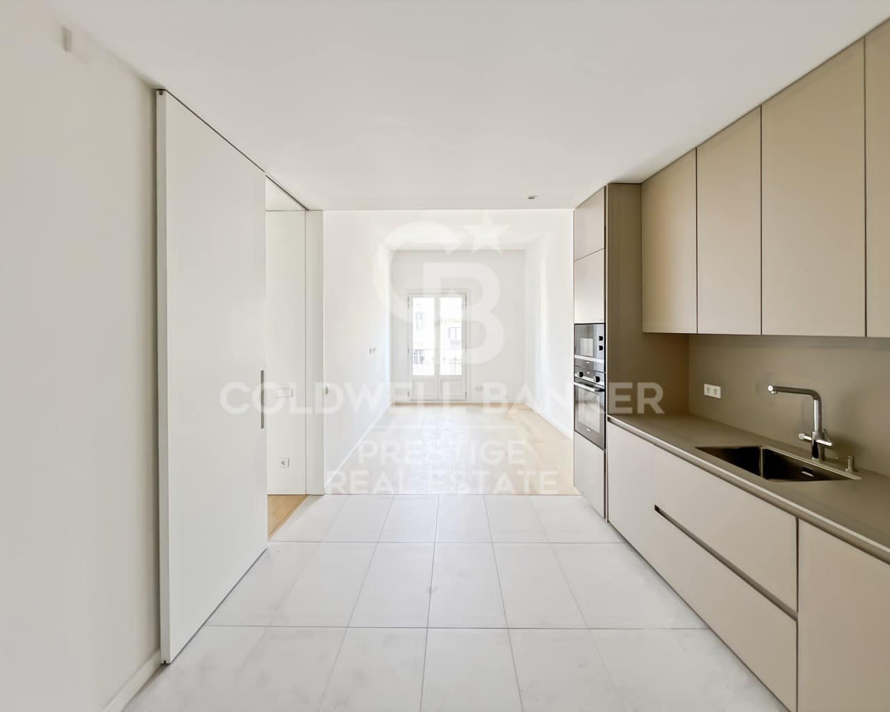 1 bedroom Flat for sale in Barcelona city - € 840,000 (Ref: 9744113)