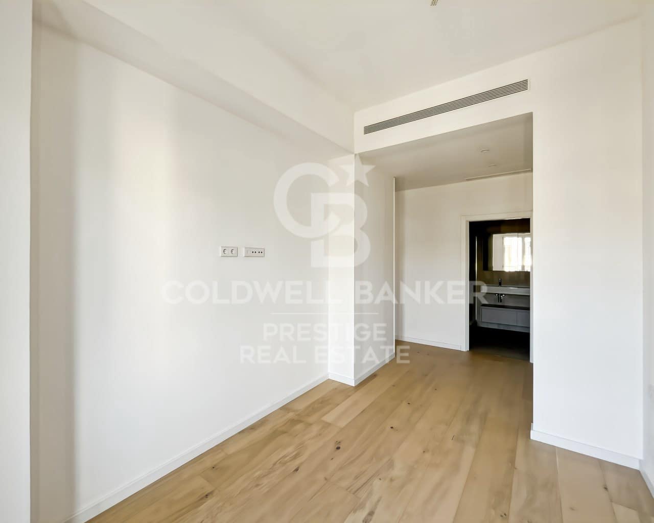1 bedroom Flat for sale in Barcelona city - € 840,000 (Ref: 9744113)