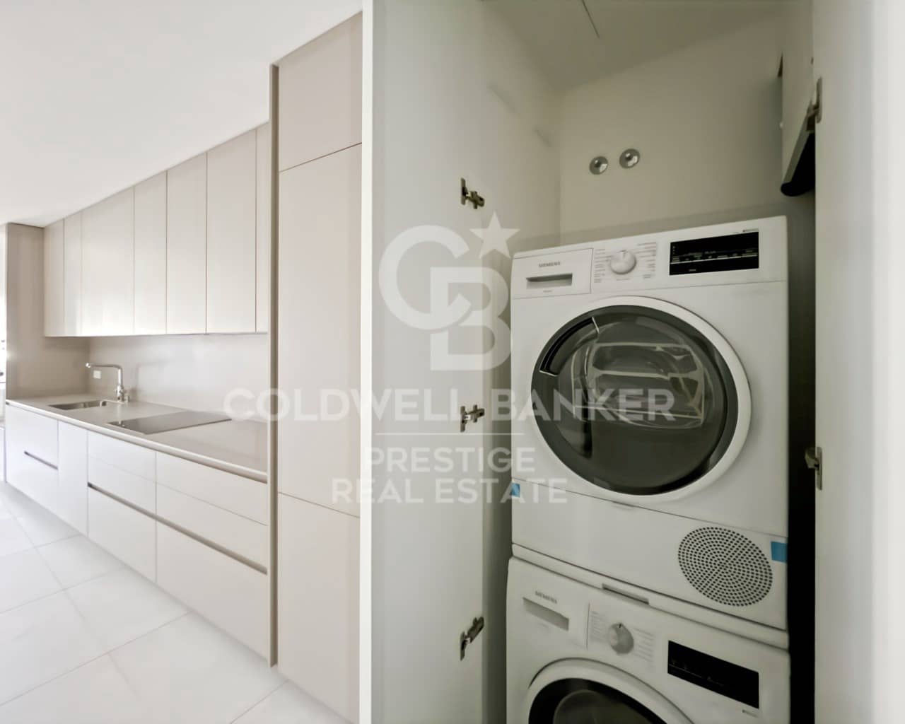 1 bedroom Flat for sale in Barcelona city - € 840,000 (Ref: 9744113)