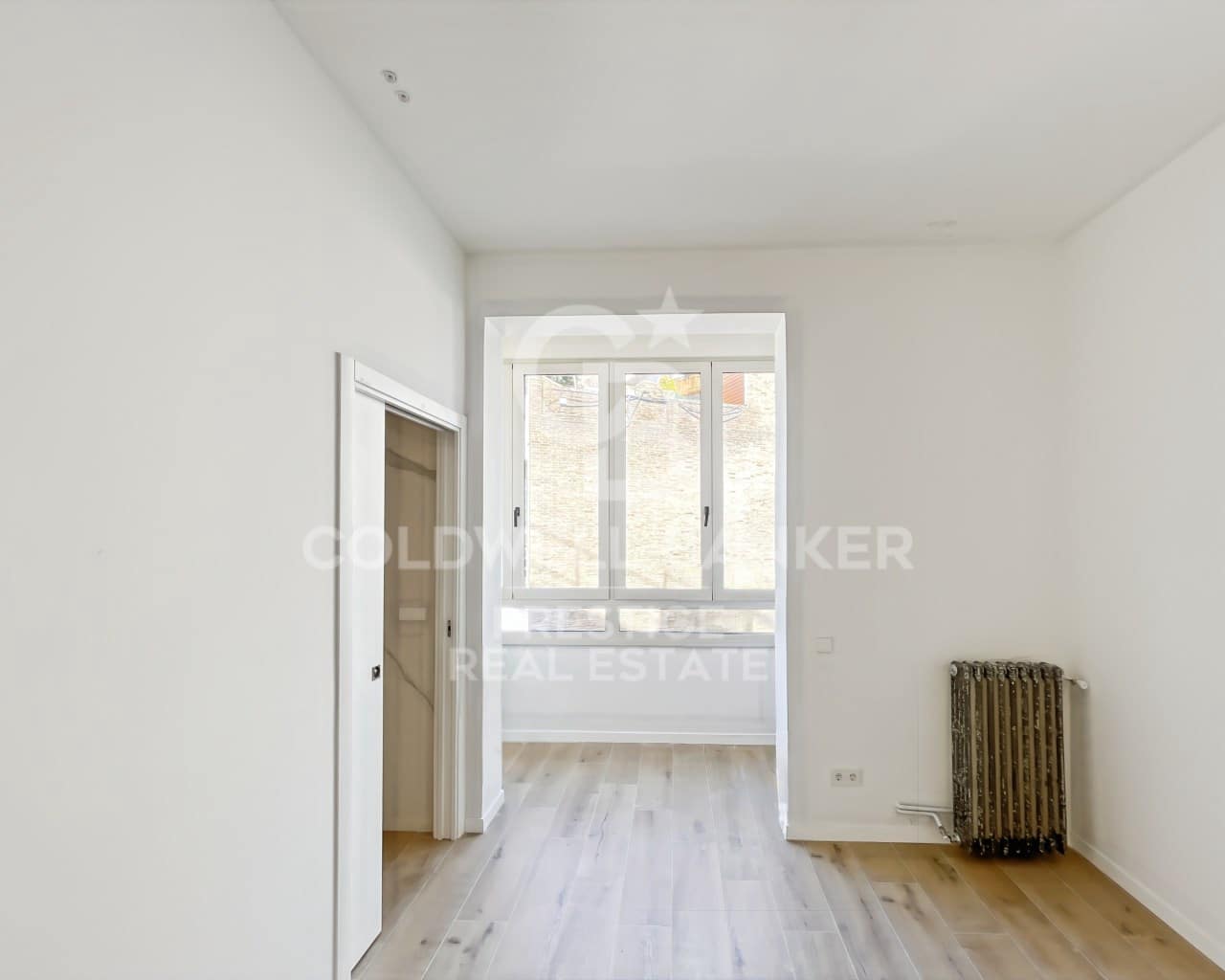Appartement de 4 chambres à louer à Barcelone ville - 5 900 € (Ref: 9755562)