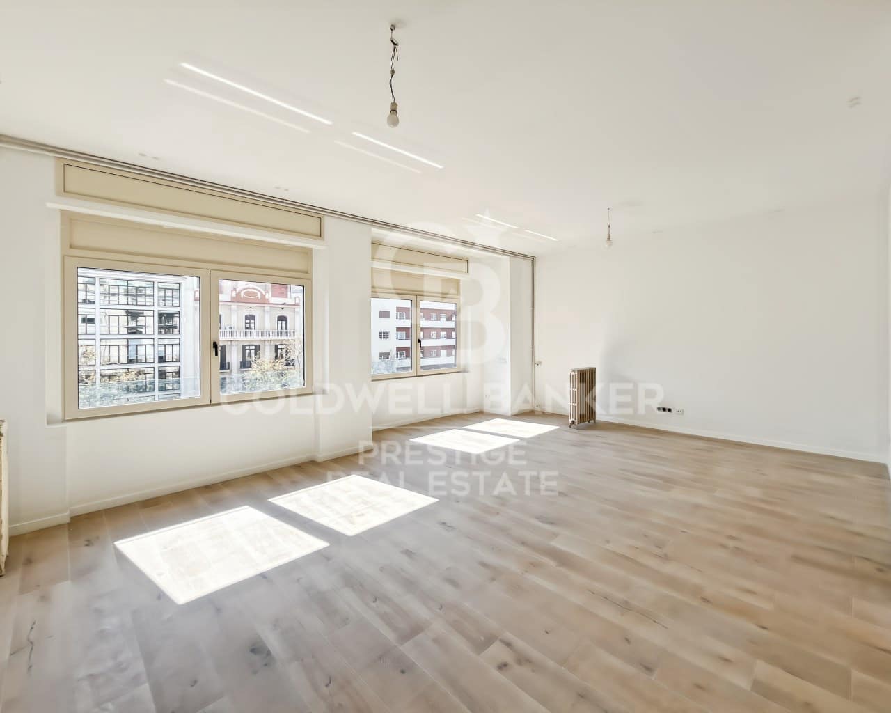 Appartement de 4 chambres à louer à Barcelone ville - 5 900 € (Ref: 9755562)