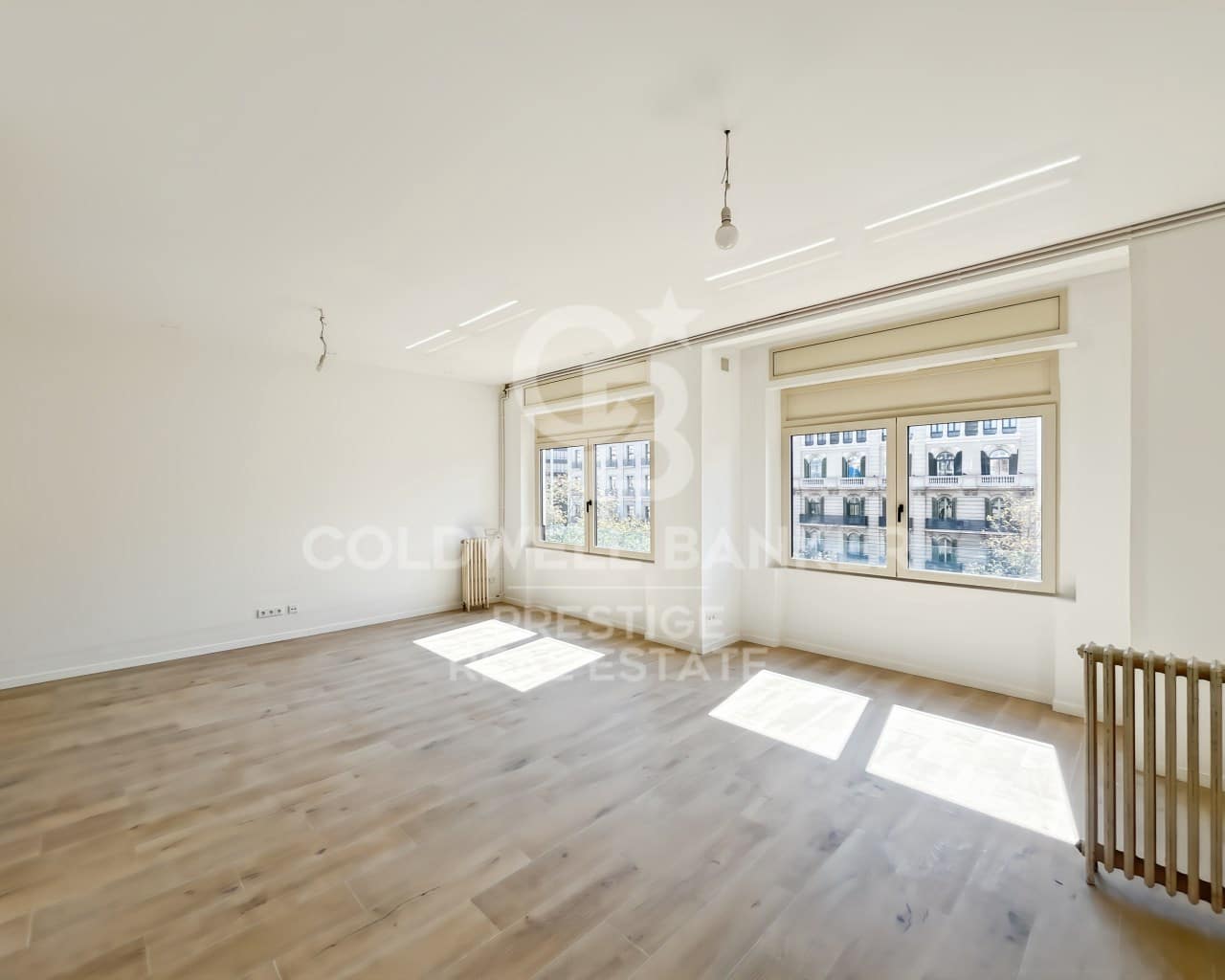 Appartement de 4 chambres à louer à Barcelone ville - 5 900 € (Ref: 9755562)