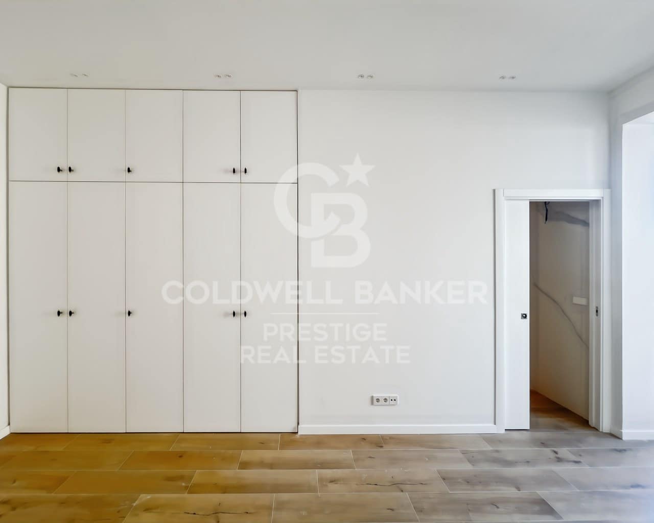 Appartement de 4 chambres à louer à Barcelone ville - 5 900 € (Ref: 9755562)