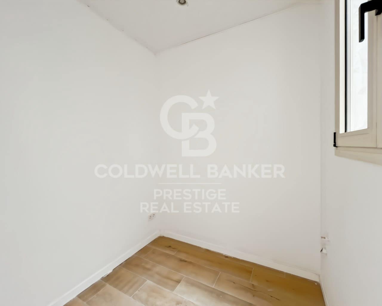 Appartement de 4 chambres à louer à Barcelone ville - 5 900 € (Ref: 9755562)