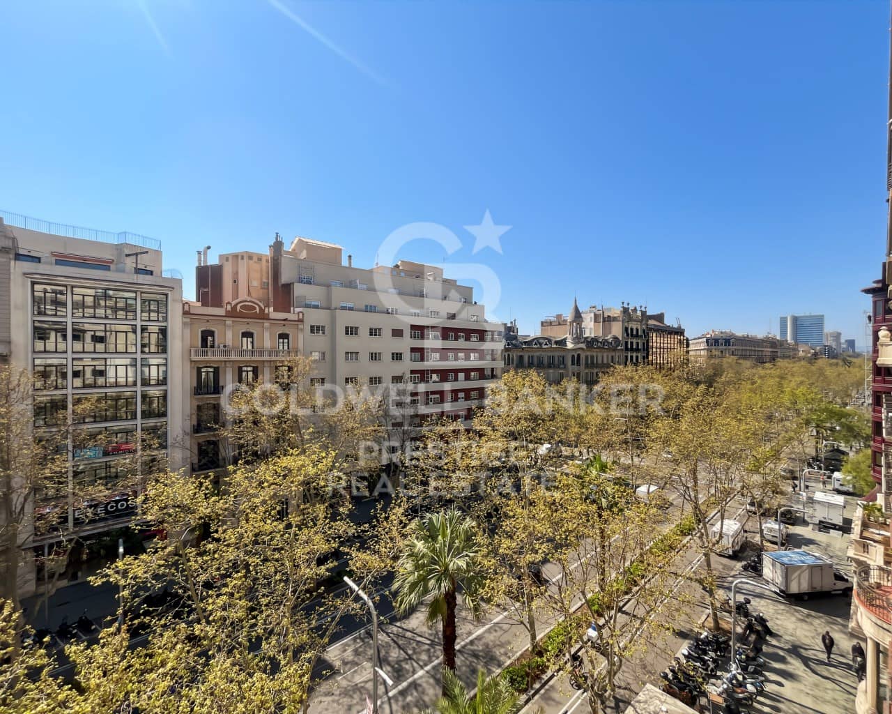 Appartement de 4 chambres à louer à Barcelone ville - 5 900 € (Ref: 9755562)