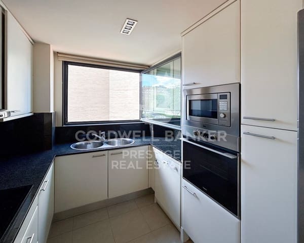 3 sovrum Lägenhet till salu i Diagonal Mar i El Front Marítim del Poblenou, Barcelona stad med garage - 850 000 € (Ref: 9784523)